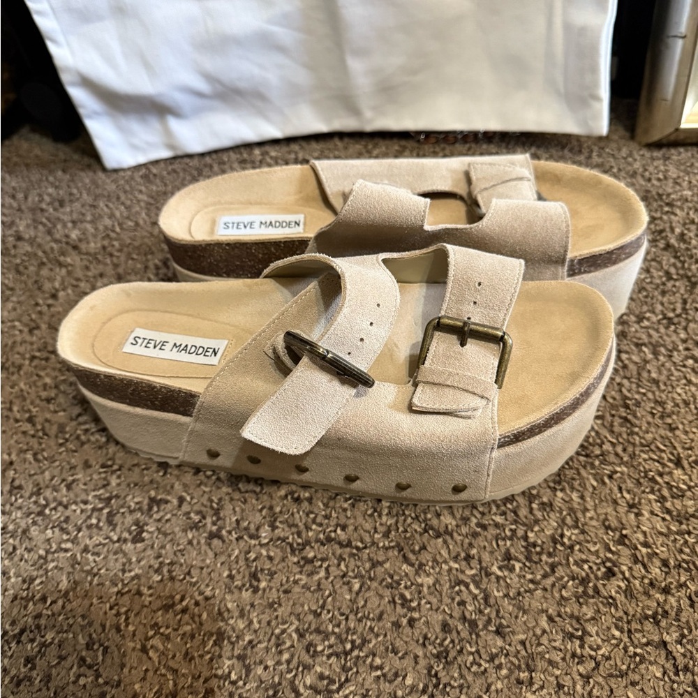 Steve Madden Cream Platform Mules